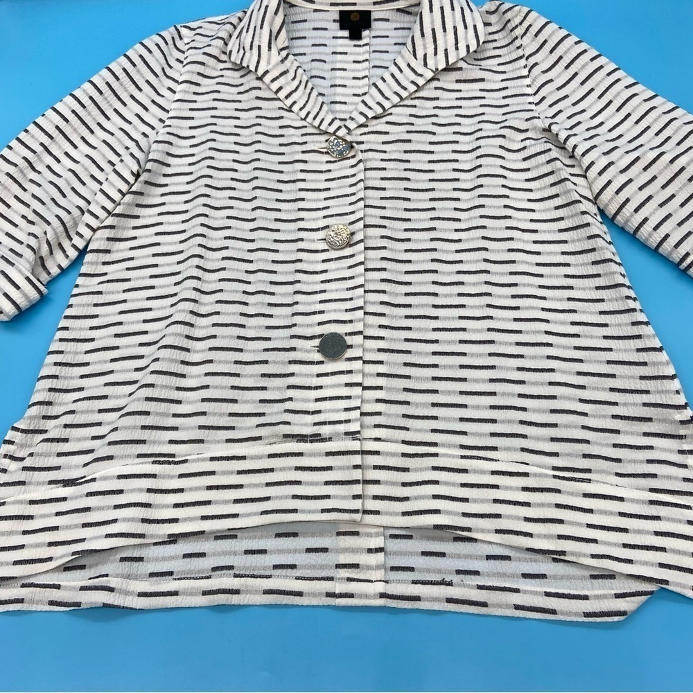 JM Collection Black and White Striped Button-Up Blazer Size L